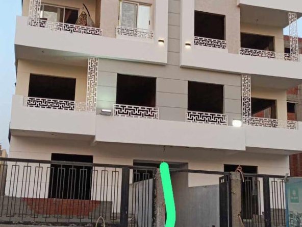 شقة أرضي بحديقة للبيع 6 أكتوبر شقة للبيع طوب أحمر التوسعات الشمالية شقق نصف تشطيب للبيع أكتوبر عقارات حي البوليفارد شقق بحديقة خاصة في أكتوبر