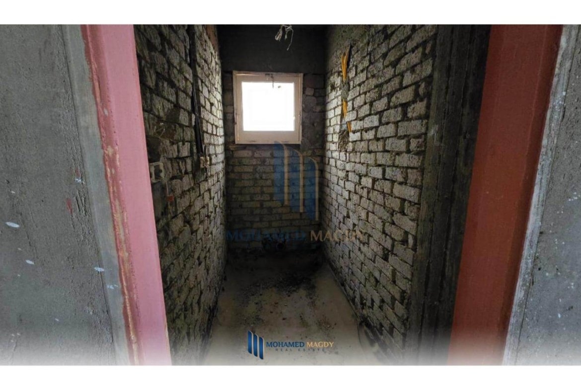 شقة للبيع, 6 أكتوبر, واحة النصر, 239م, فيو مفتوح, واحة المهندسين, نصف تشطيب, خالصة الأقساط